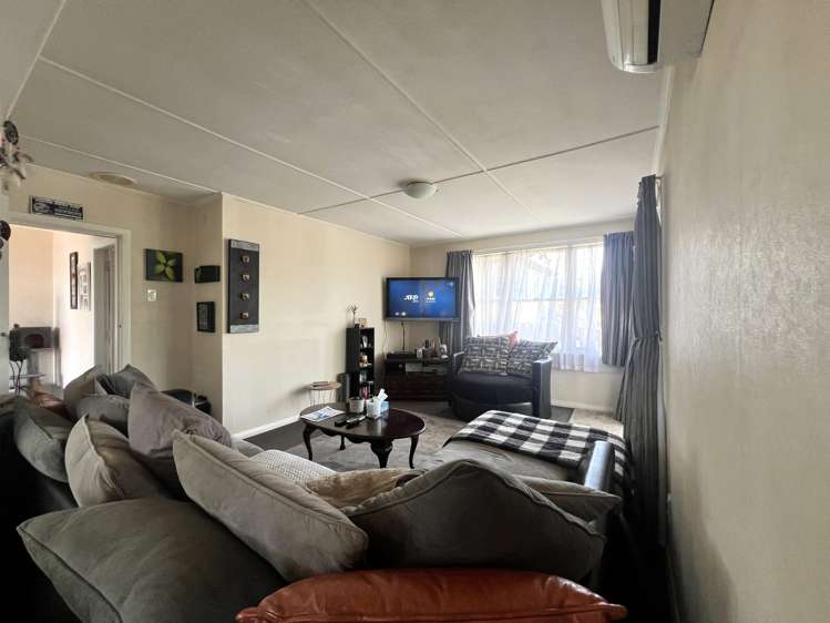 5 Guy Street Dannevirke_12