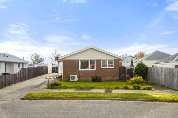 49 Charnwood Crescent Bishopdale_18