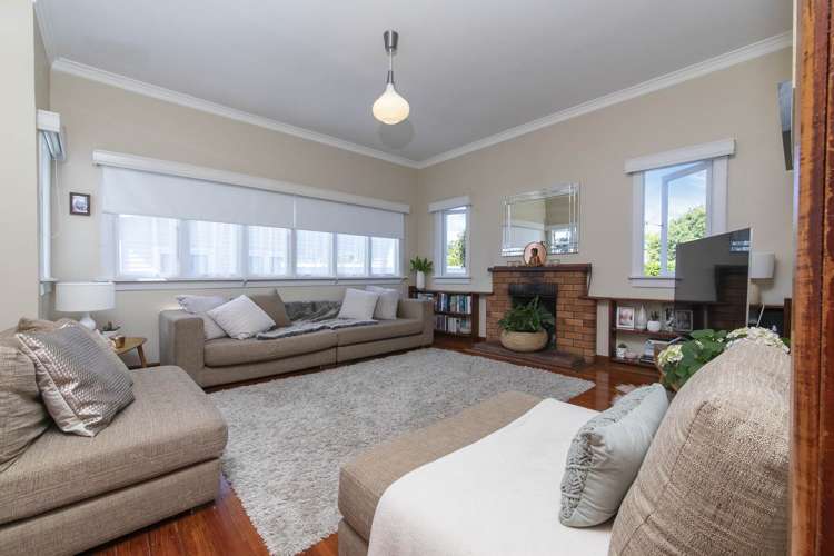 63 Fruitvale Road New Lynn_9