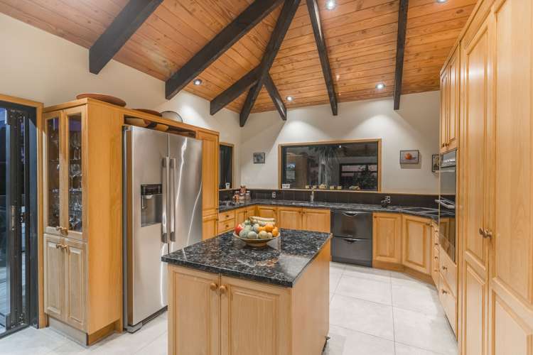 13 Frances Street Waikanae Beach_10