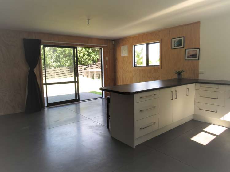 15 Blakes Approach Mahia_8