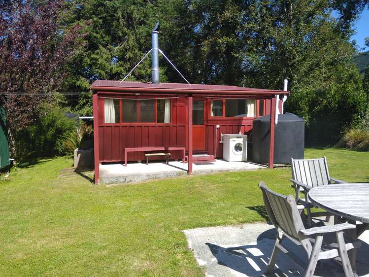 178 Blandswood Road Mesopotamia_1