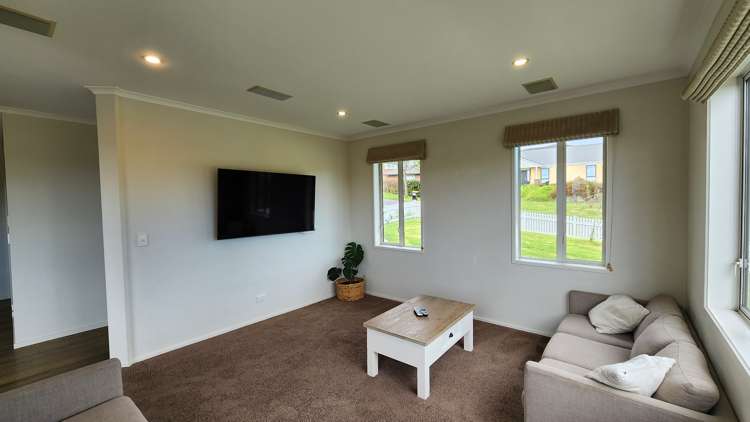 32 Walter Crescent Silverdale_8