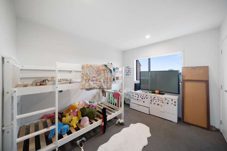 28/137 Hall Avenue Favona_7