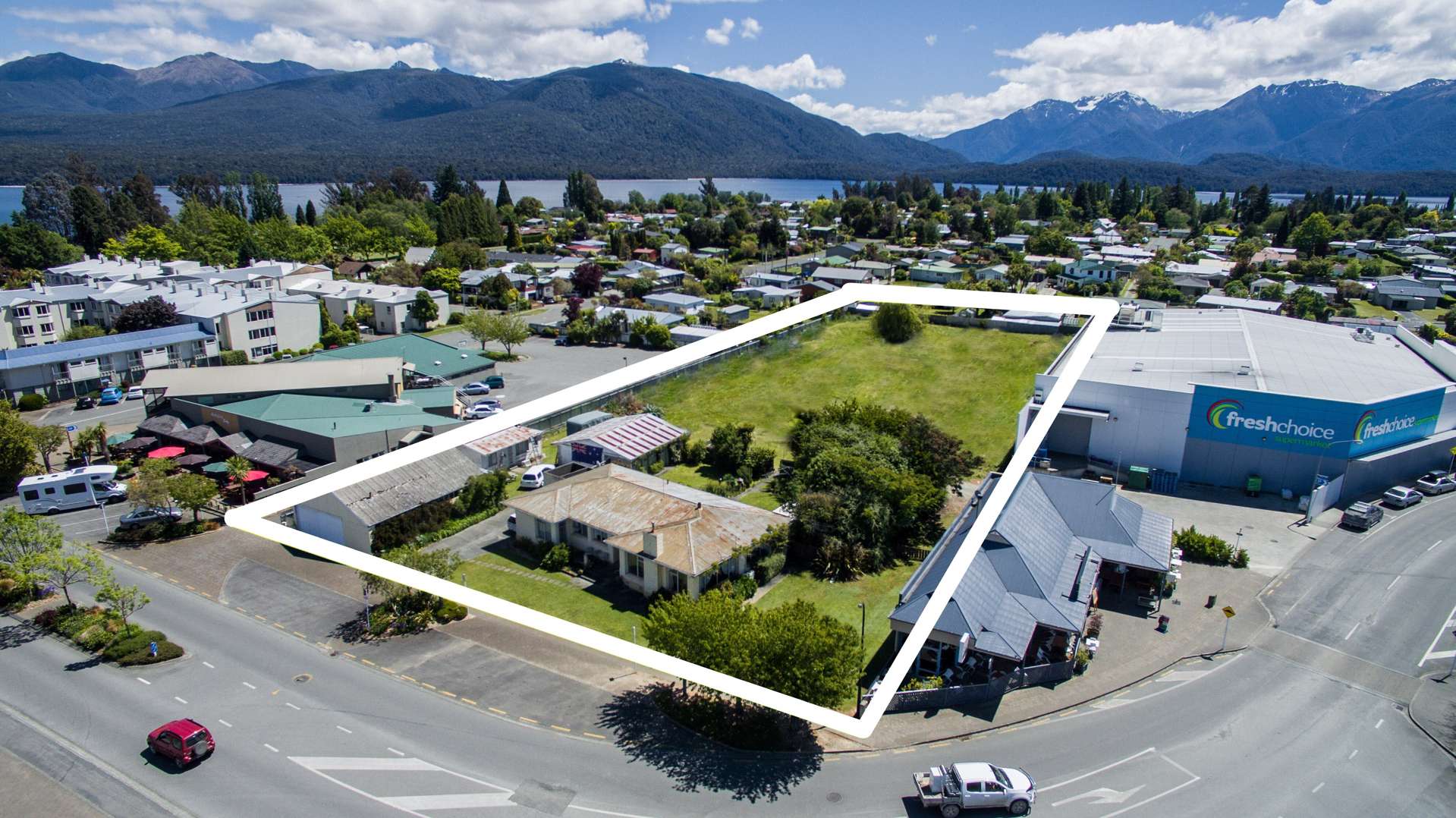 69 Town Centre Te Anau_0