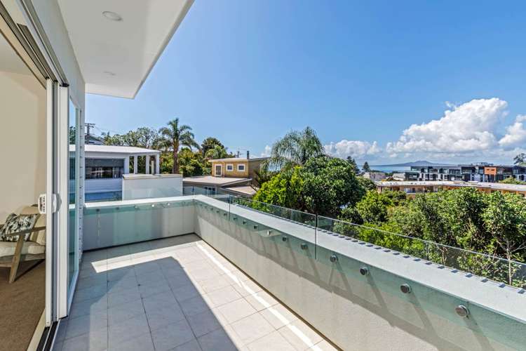 1 Paterson Mews Browns Bay_31