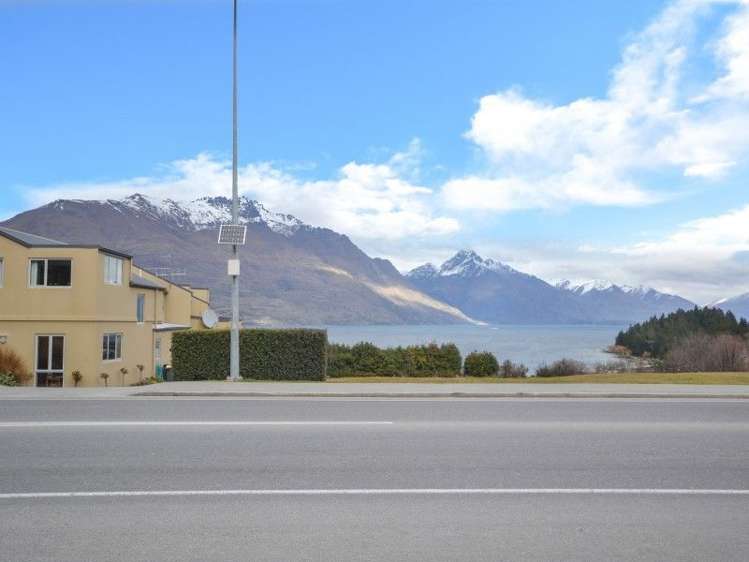 20 Suburb Street Queenstown_17