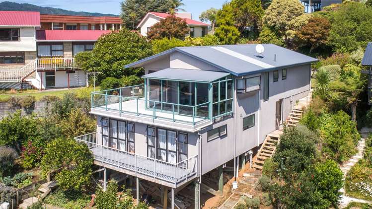 8 Pine Grove Tairua_12