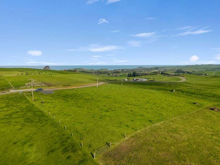 177 Rehutai Road Baylys Beach_14