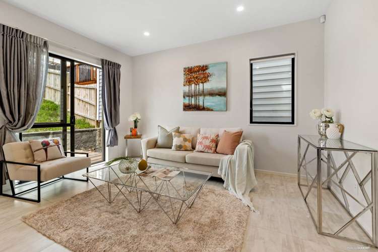 72 Joseph Street Flat Bush_5