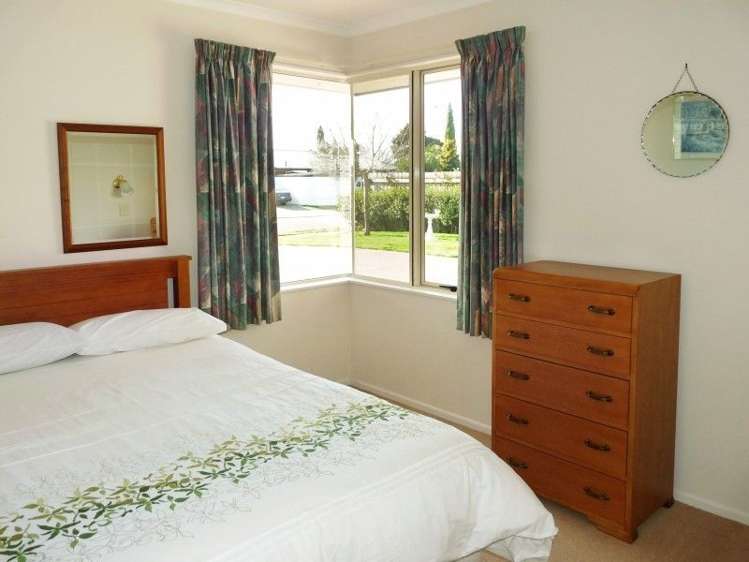 3 Otia Drive Richmond_7