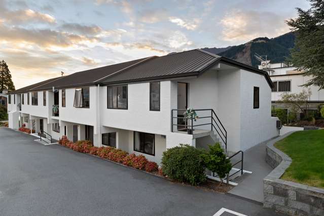20/9 Melbourne Street Queenstown_1
