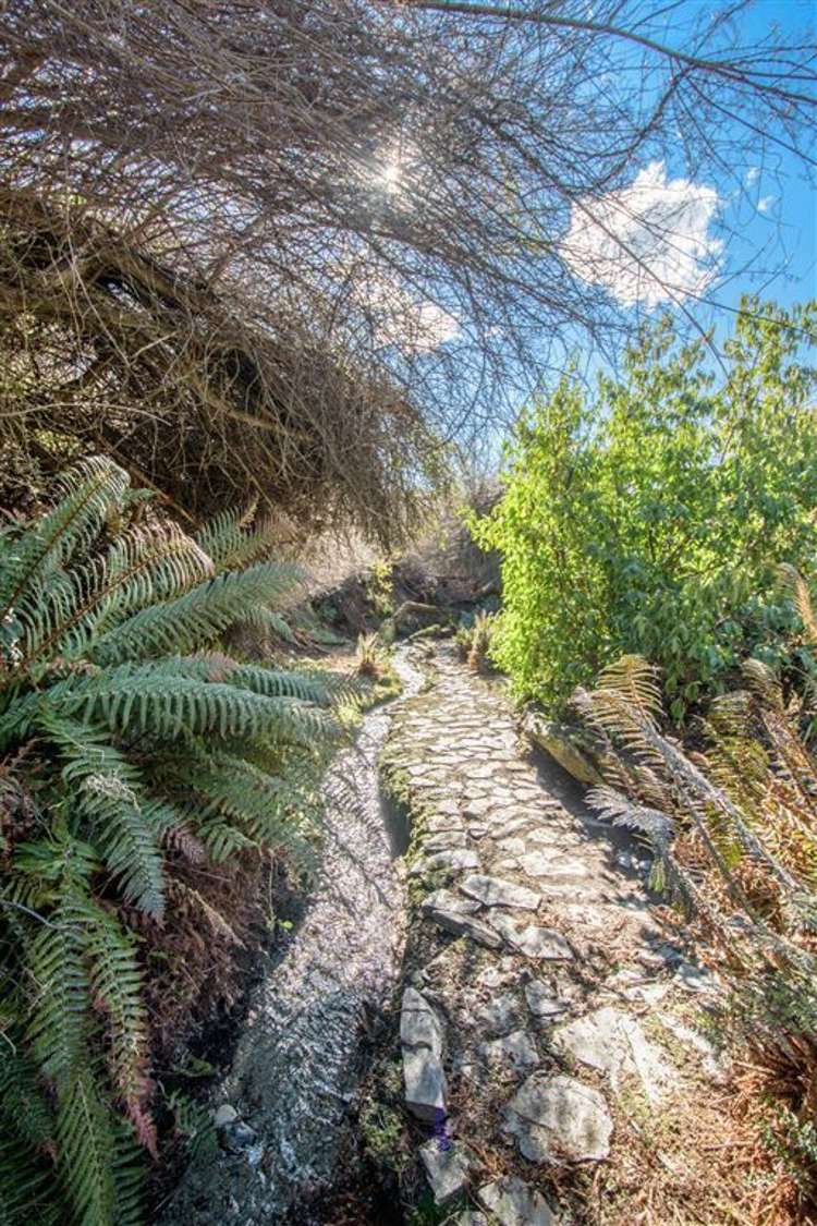 163 Hansen Road Queenstown Hill_10