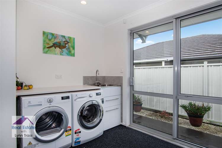 5 Rolling Stone Rise Tikipunga_14