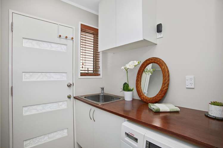 49 Waipounamu Drive Kelson_13