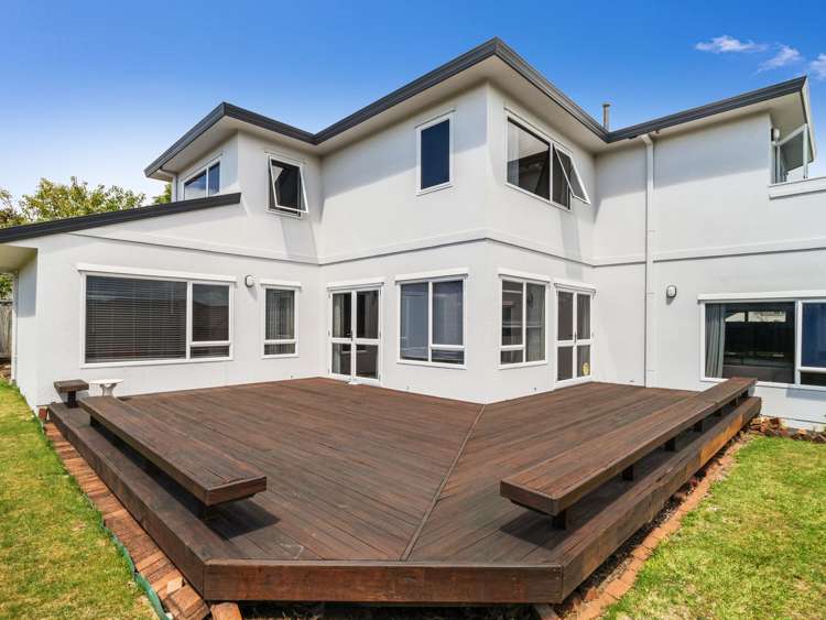 32 Stanley Drive Lynmore_23