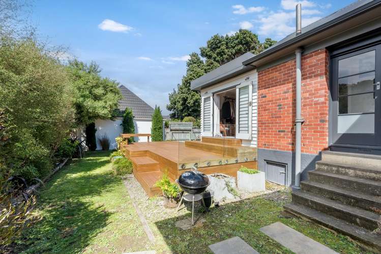 544 Broadway Strathmore Park_15