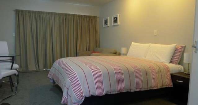 69 Golf Road Tahunanui_1