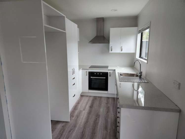 94 Ray Small Drive 10938_2