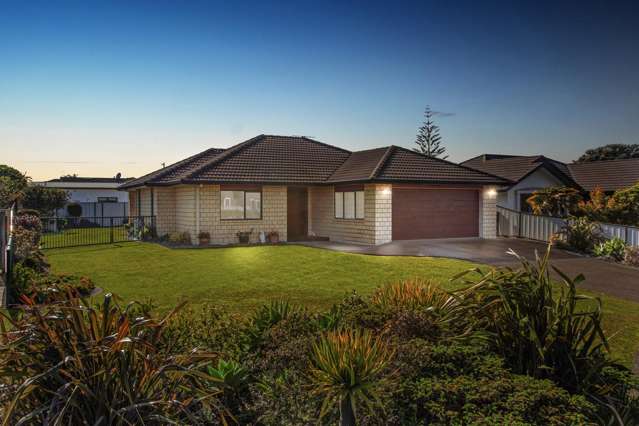 This Ohope Home Ticks the Boxes