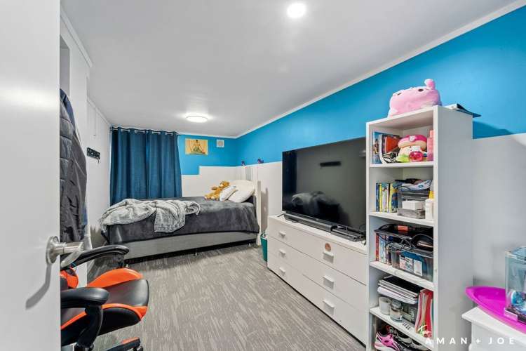 2/6 Makora Road Massey_11