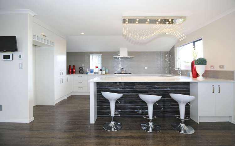 50 Arrowsmith Drive Clover Park_6