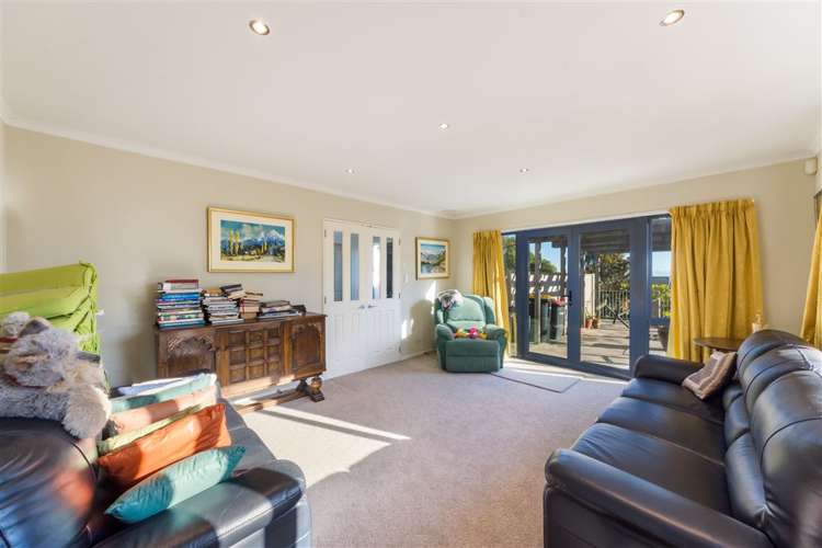 25 Major Aitken Drive Huntsbury_9