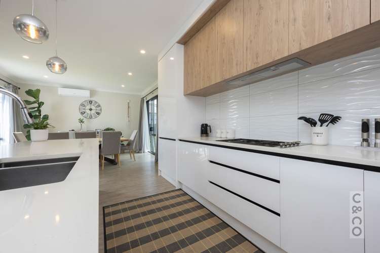 91 Muriwai Road Waimauku_16