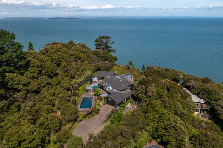 8 Herrings Cove Place Titirangi_6