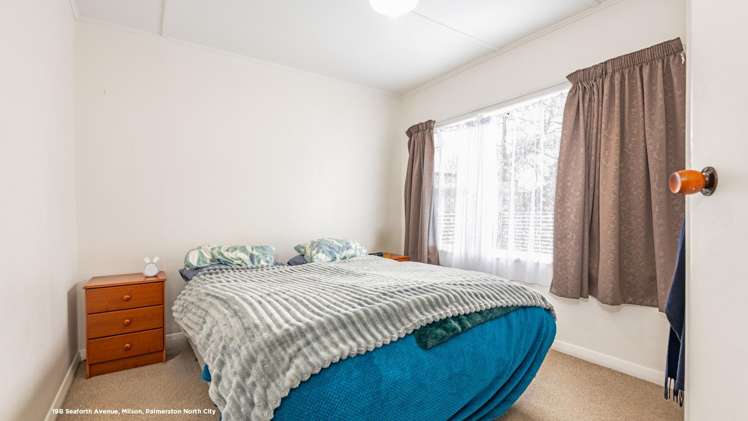 19 Seaforth Avenue Milson_14