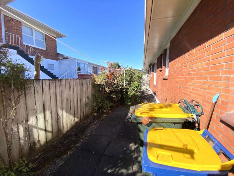 2/344 Lake Road Takapuna_12