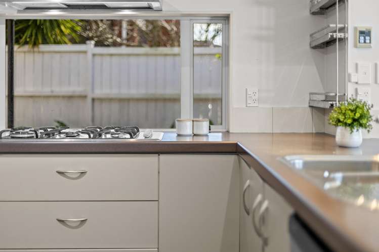 206 Carnoustie Drive Wattle Downs_21