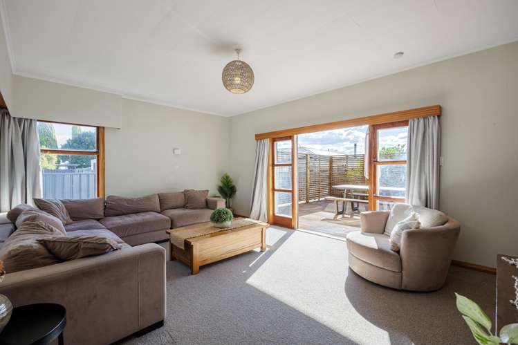 49 Meeanee Road Taradale_1