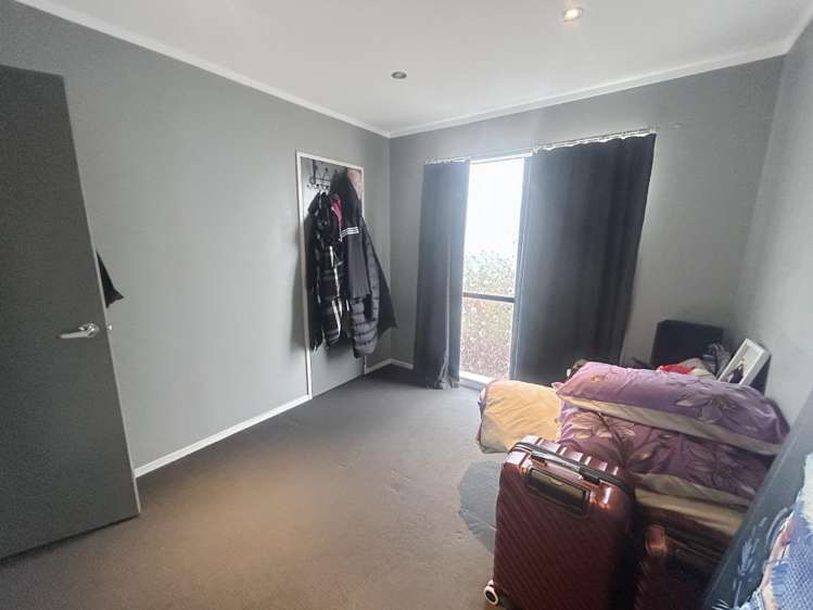 10 Kebbell Avenue 10516_8