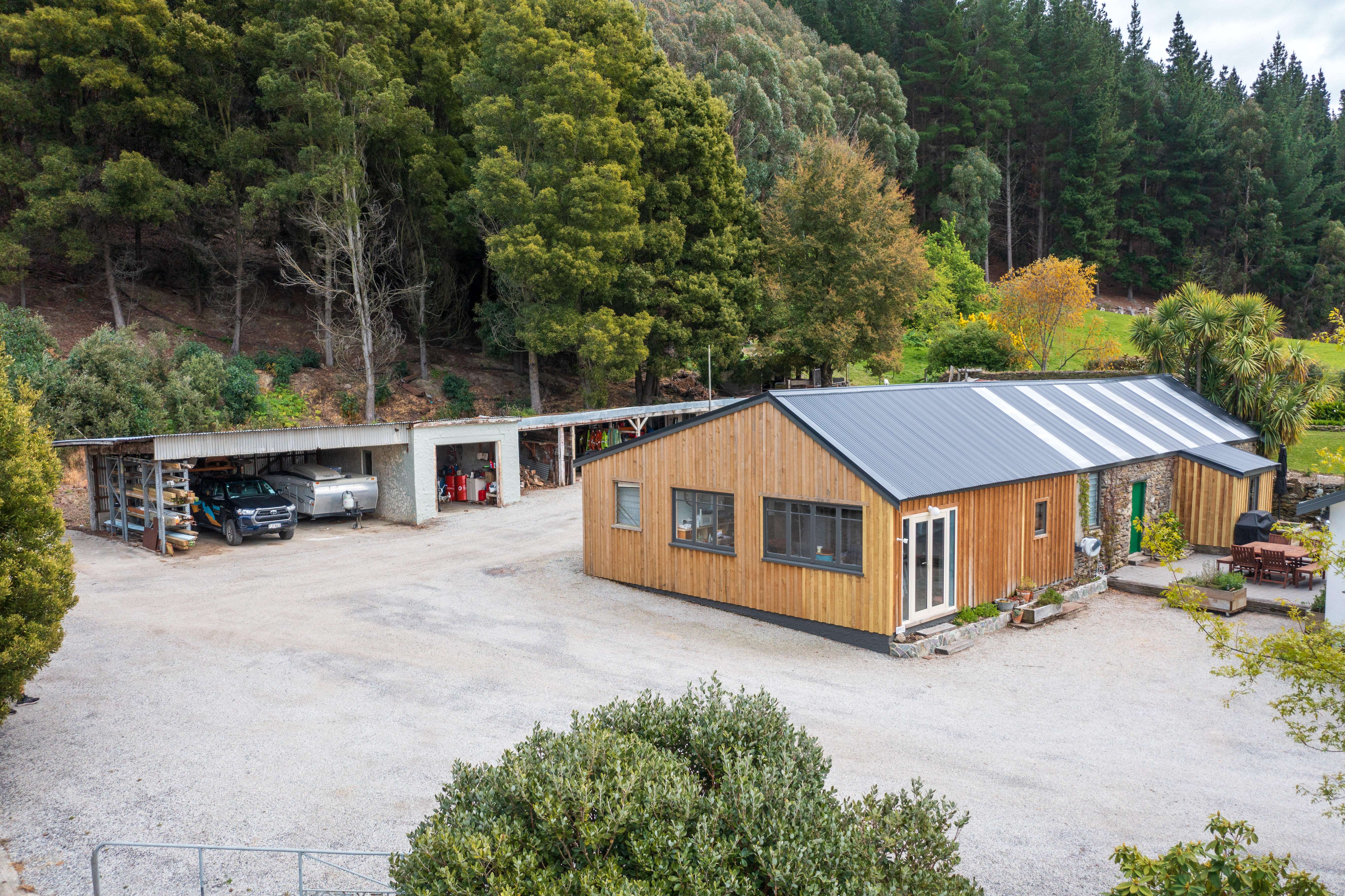 The historic 1880s Hexton home at 4134 Roxburgh-Ettrick Road, in Roxburgh, has undergone a meticulous renovation. Photo / Supplied