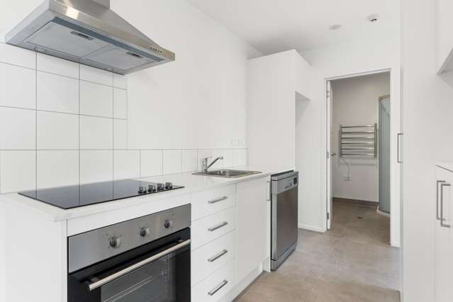 206/28C Eileen Newey Place Henderson_2