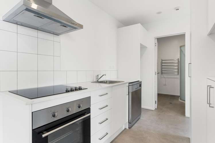 206/28C Eileen Newey Place Henderson_2