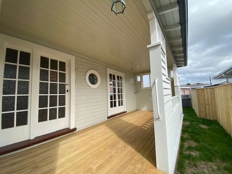 406A Avenue Road West_0