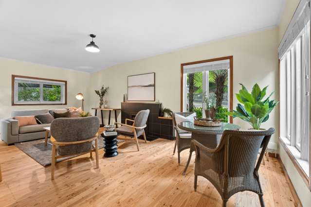 222 Godley Road Titirangi_1