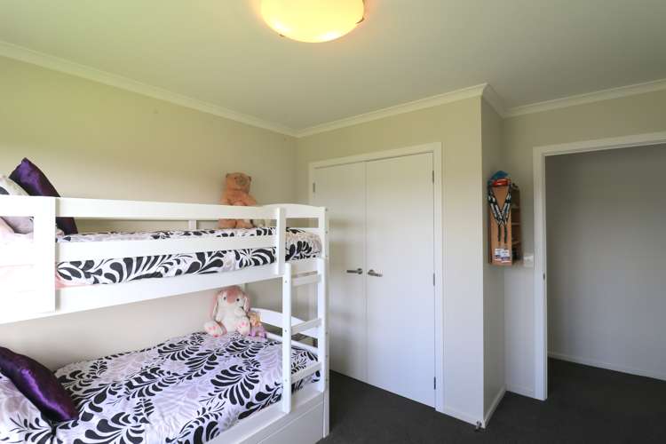 21 Sunrise Drive Seaward Bush_26