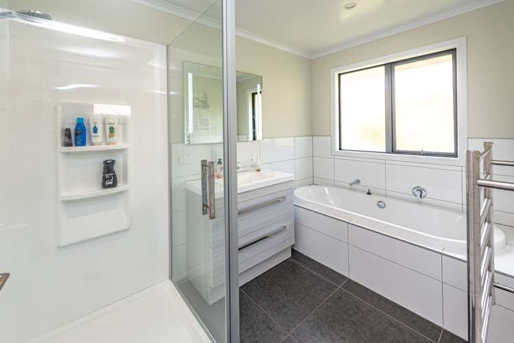 98 Durie Vale Road Okoia_17