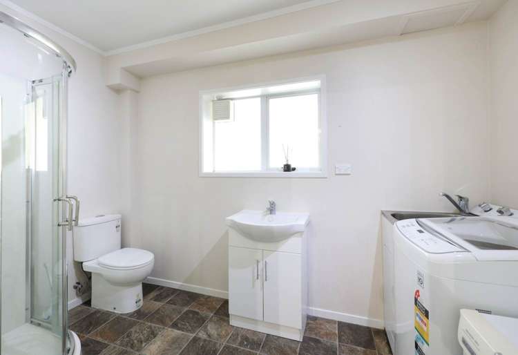 118 Sunset Road Unsworth Heights_13