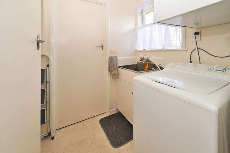 4/8 Hooker Place Papatoetoe_7