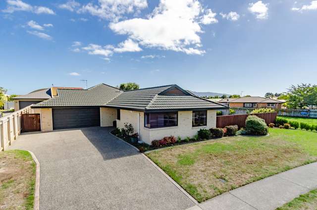 146 Guildford Drive Paraparaumu Beach_1