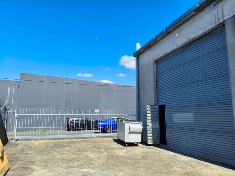 Unit 2/114 Railside Avenue Henderson_13