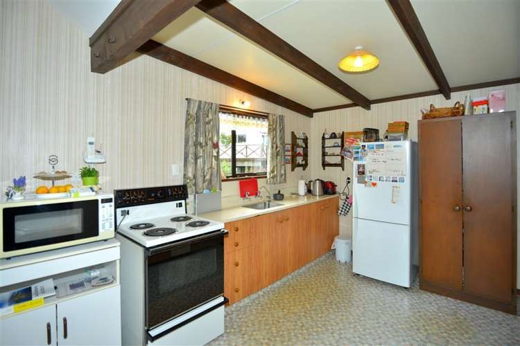 32 Woodills Road Akaroa_5