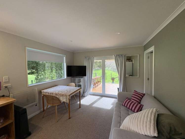 Unit/1127 Hinakura Road Martinborough_4