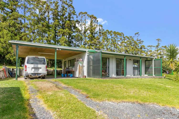 456 Waitakere Road Taupaki_5