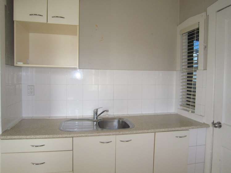 107 Mcleod Road Te Atatu South_6