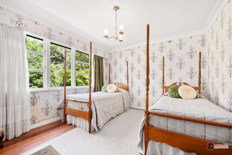 15 Harewood Grove Pinehaven_13